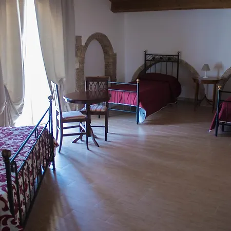 Oda ve Kahvaltı Residenza Delle Grazie 3*